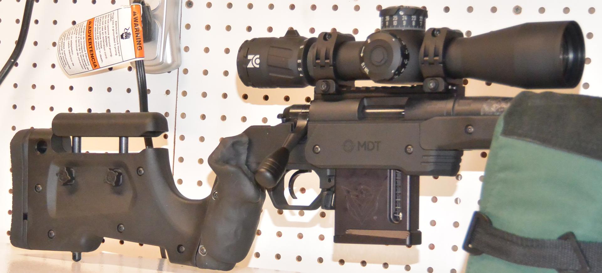 MDT XRS Chassis Chassis features with traditional stock geometry and