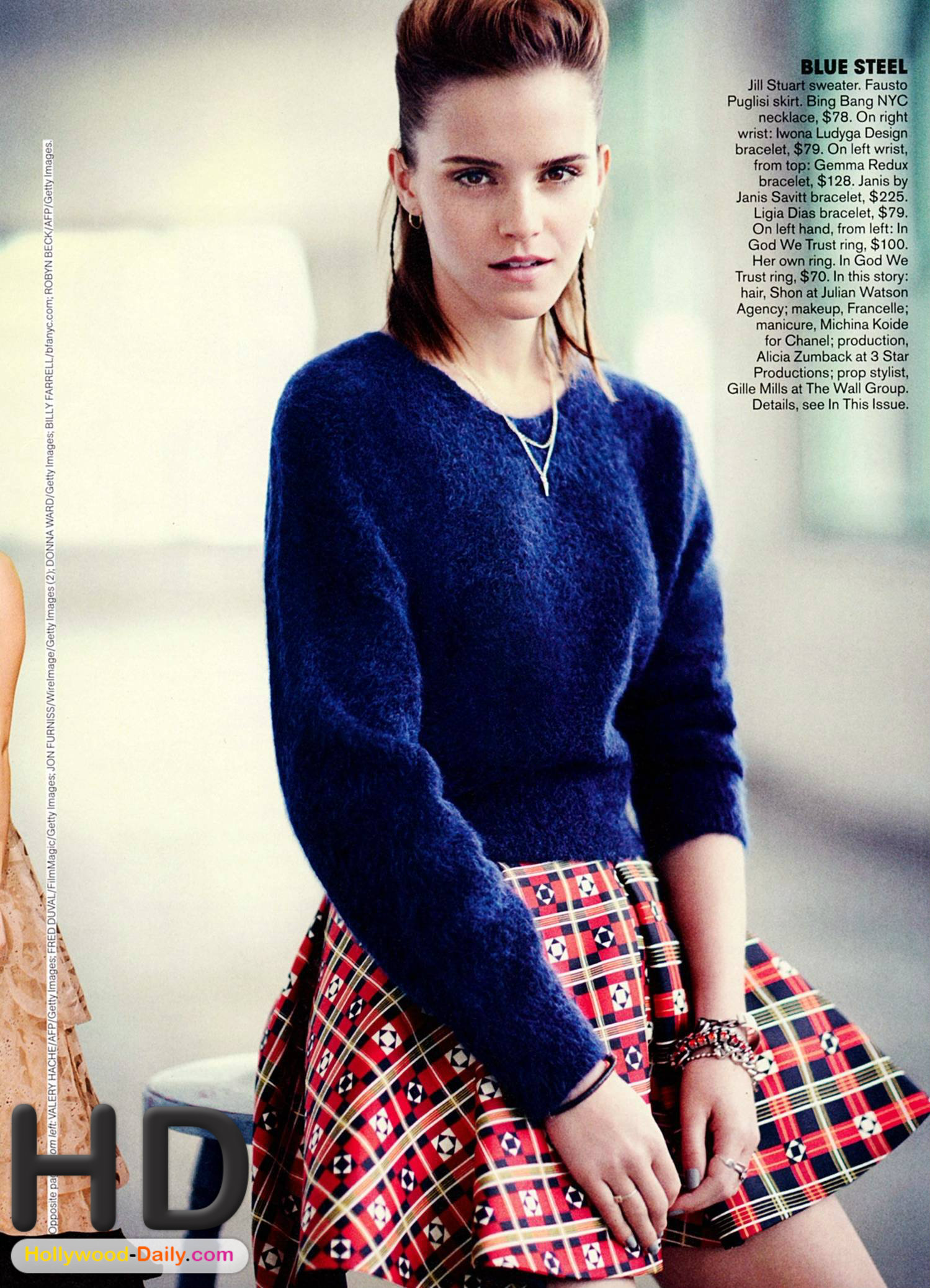 http://u.cubeupload.com/hollywooddaily/teenvoguemag13009.jpg