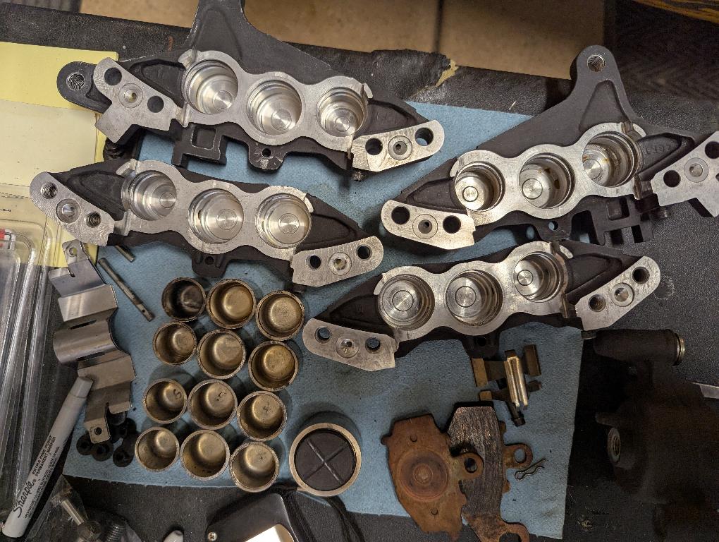 It's Not Easy Being Green: 1998 ZX9R Build Thread | Page 2