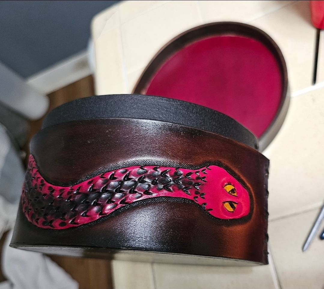 leather box1