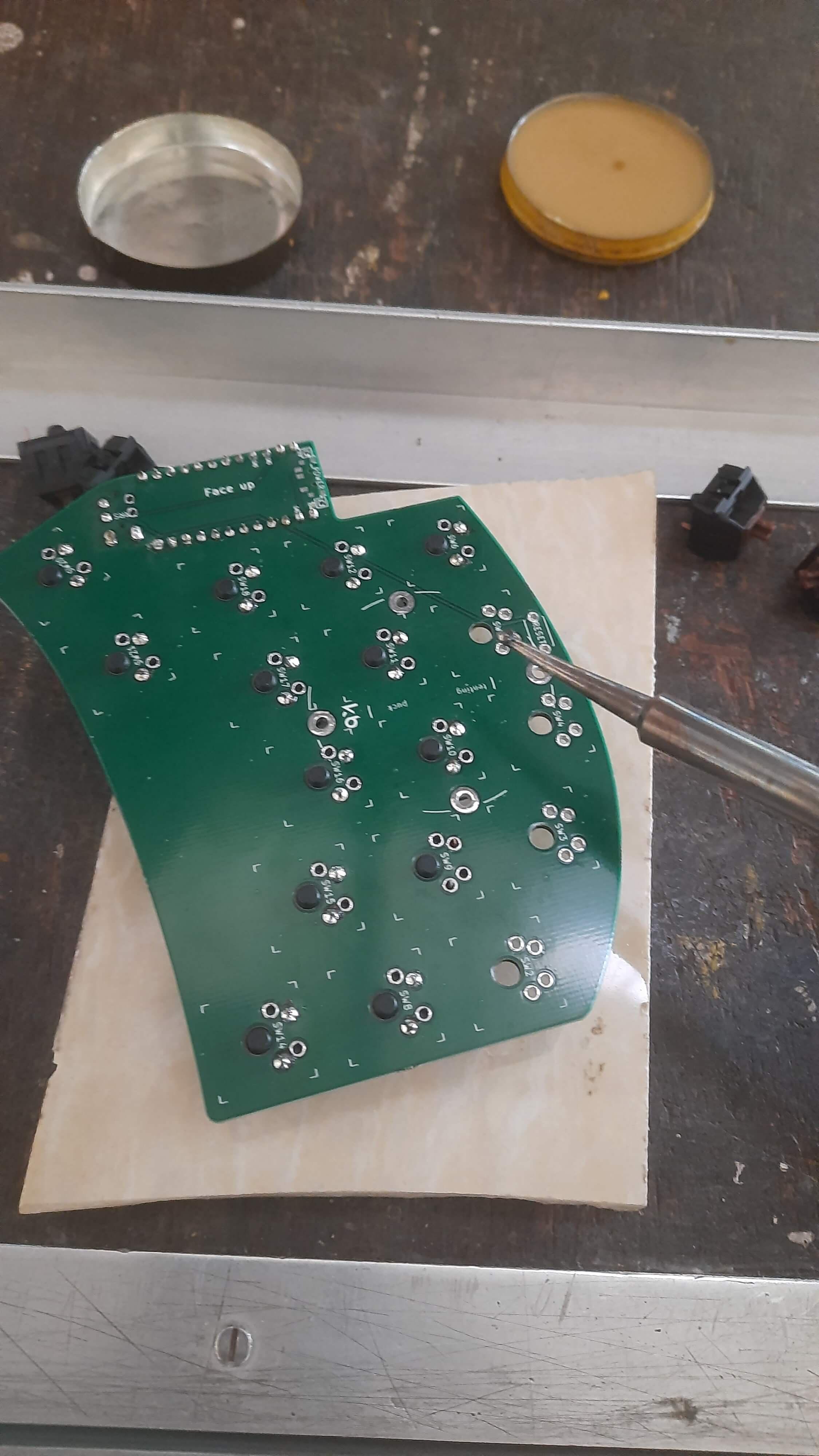 pcb_soldering